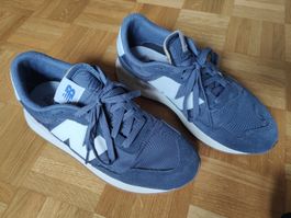 New Balance 237