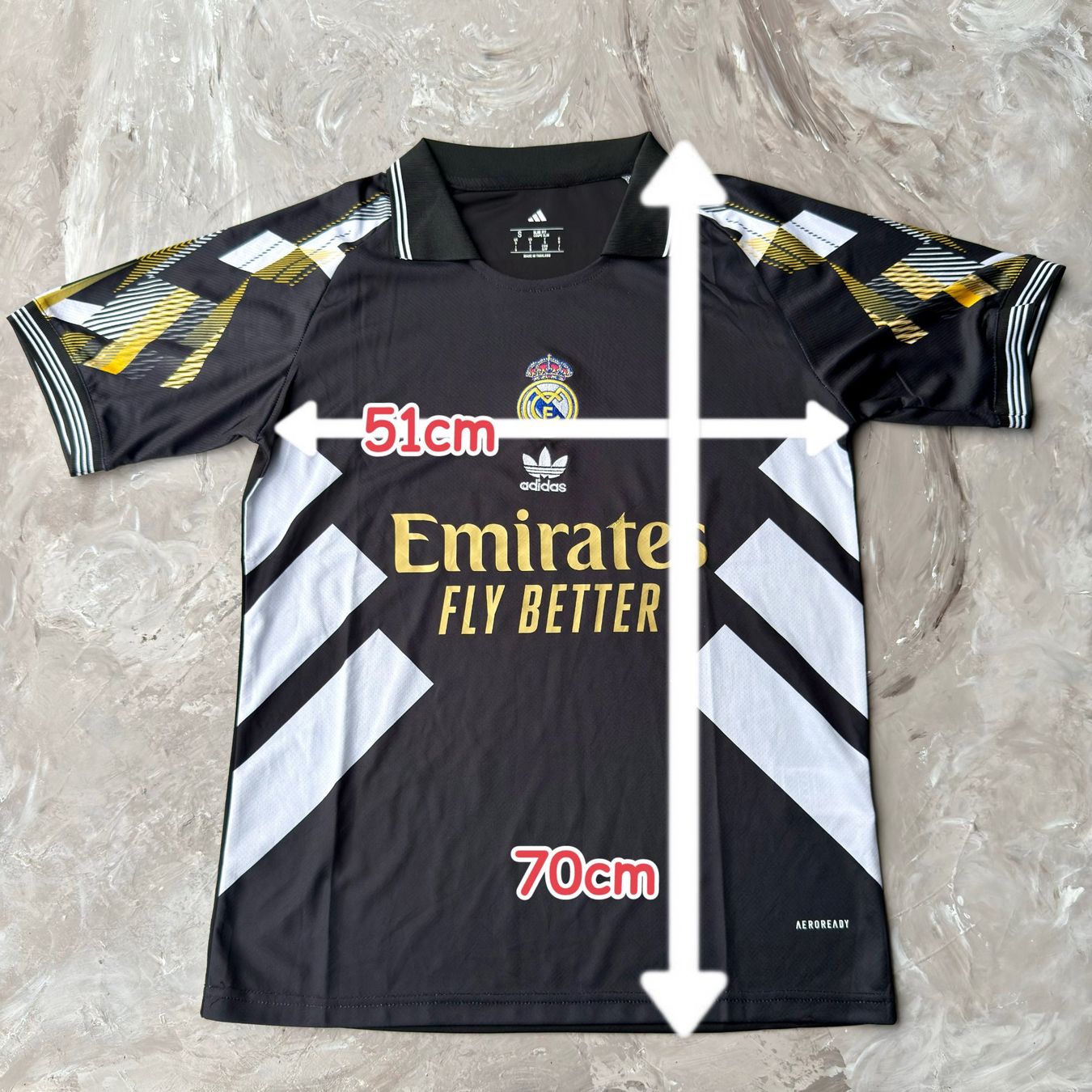 Canottiere & Pantaloni: Maillot Real Madrid Noir & Or – Usato da Thônex venduto da Suisse.Shopping 8
