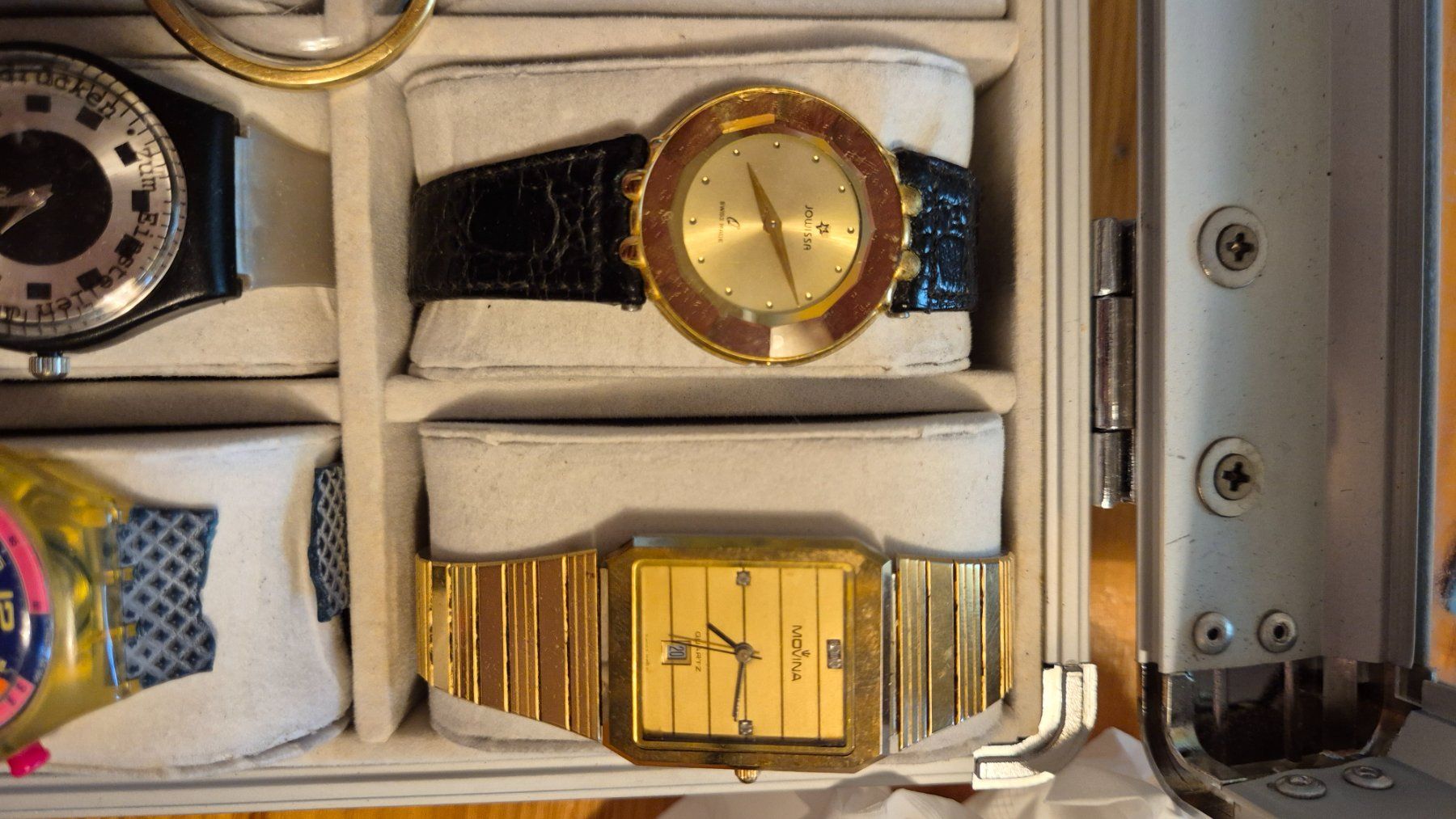 Orologi: Div. Uhren mit kasten – Usato da Solothurn venduto da Rugeli13 7