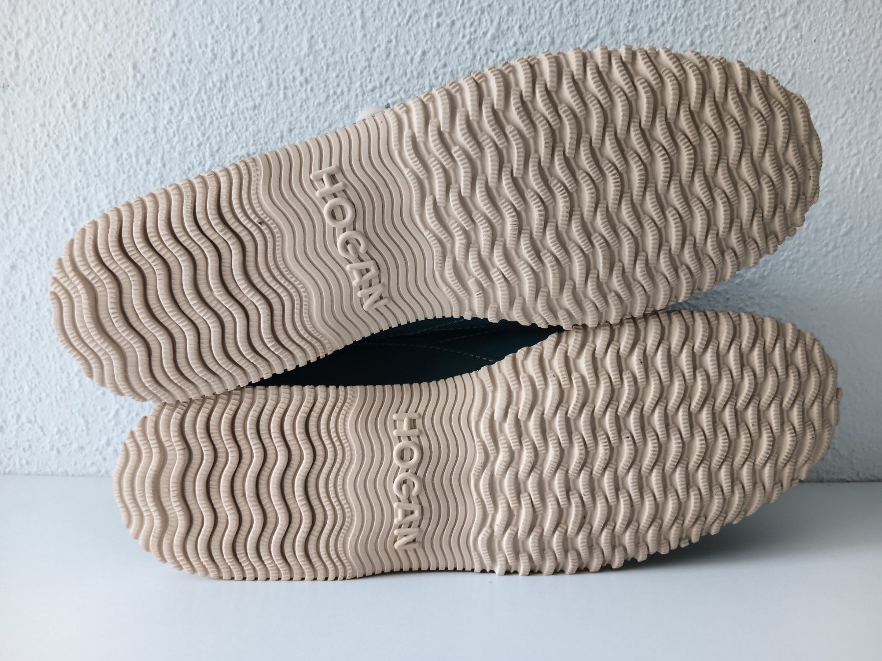 Hogan Scarpe da uomo: HOGAN Chaussures / Schuhe pointure / Nummer 40 – Usato da Cossonay-ville venduto da Super-Price-Quality 7