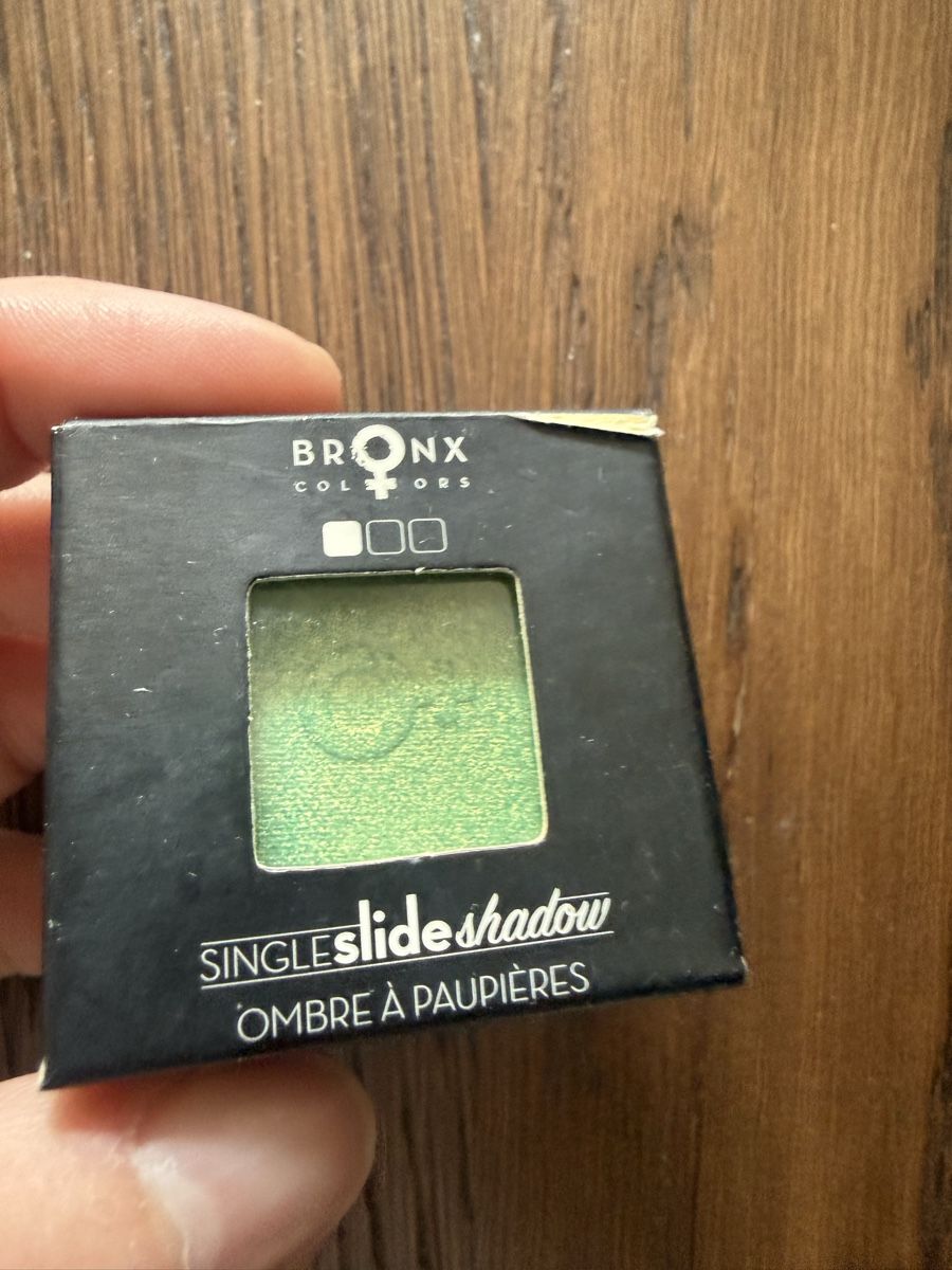 Make-up: Bronx Colors Lidschatten - Android Green -Top Zustand! – Nuovo e nell'imballaggio originale da Liestal venduto da isa_8y72 2