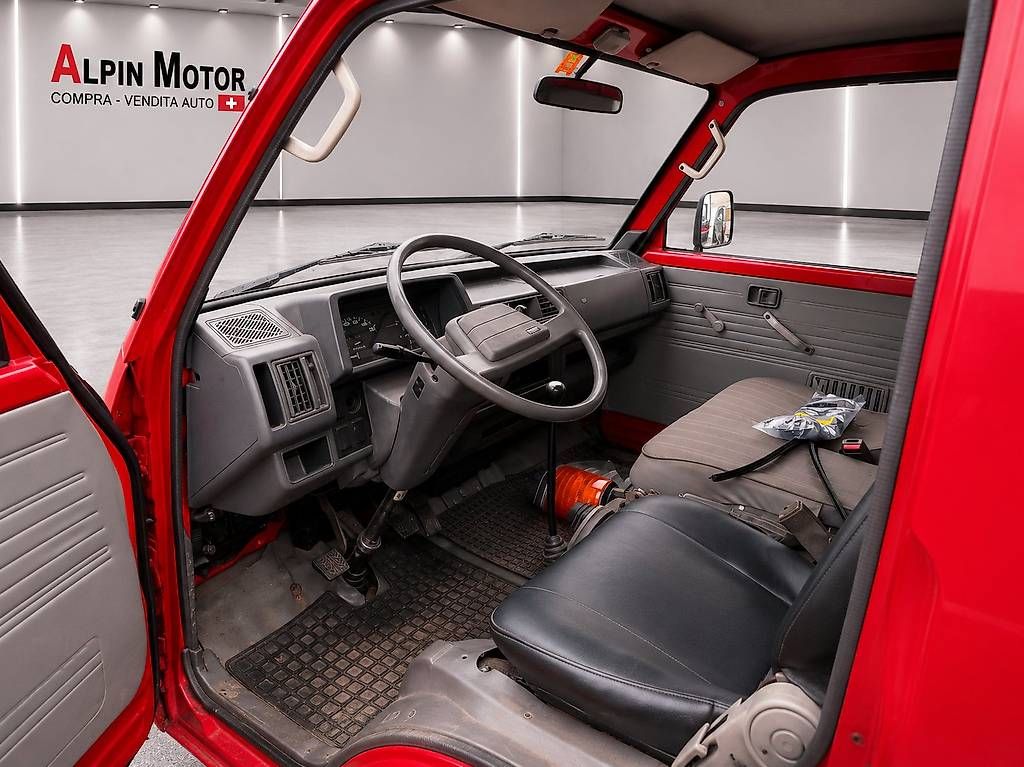 Automobili: Mazda E2000i 1991 Portata 1775kg Fix preis              	 – Usato da Muralto venduto da Mariolino3 7