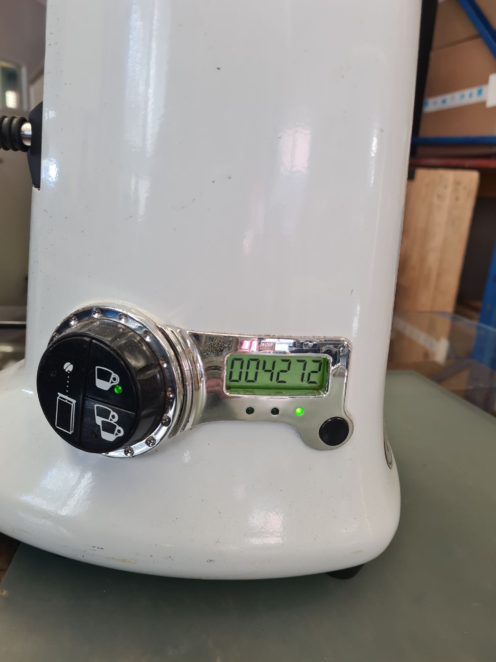 Macchine per caffè & Macchine per espresso: Espressomühlen Hey Cafe HC 600 – Usato da Stäfa venduto da Kaffeemanufaktur 7