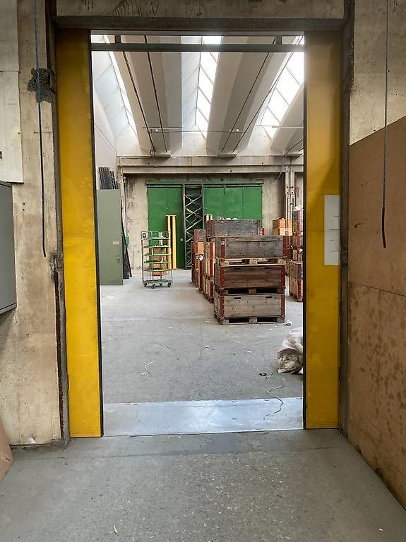 Porte: Brandschutztüre automatisch – Usato da Balzers venduto da chrikauf 2