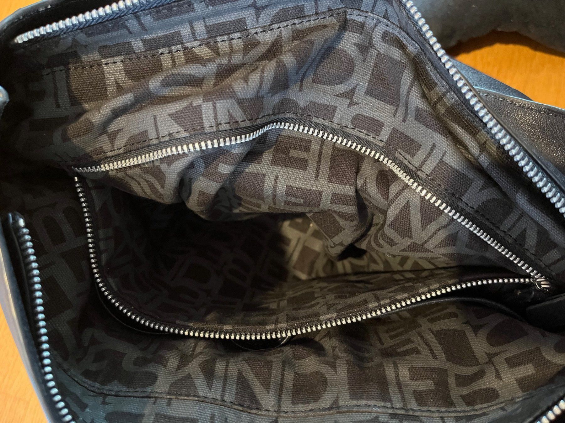 Liebeskind Zaini: LIEBESKIND Rücksack Leder – Usato da Luzern venduto da Aleoschli 7