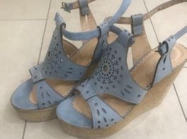 Sehr schöne Sandalen, extrem leicht, keine Gebrauchsspuren