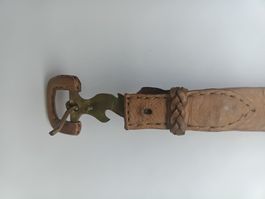 Ledergürtel mit Webmuster und Messer-Schnalle