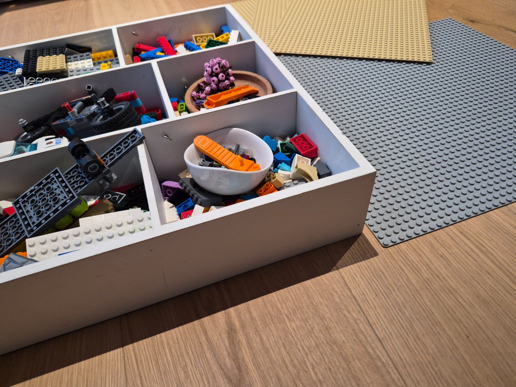 Lego Spielzeuge: LEGO Steine mit Sortierbox gebraucht – Gebraucht aus Kloten von Gp1 4