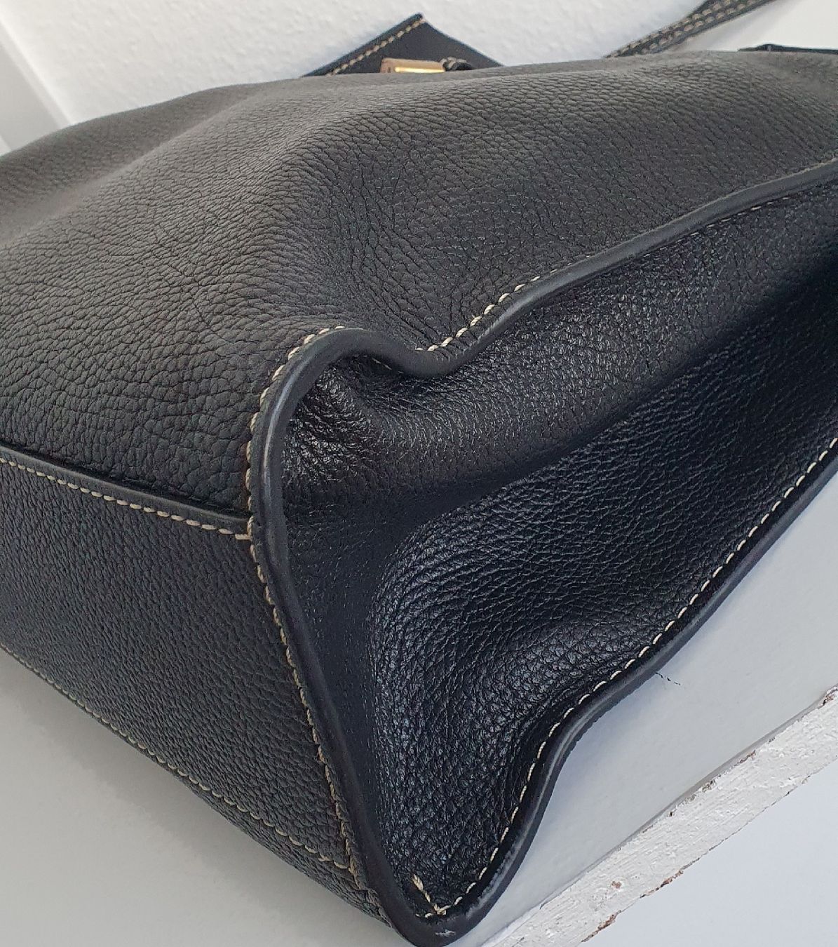 Marc Jacobs Borse da donna: Marc Jacobs Leder Cadena Padlock Tote Bag Handtasche – Usato da Niederteufen venduto da Mira_72 5