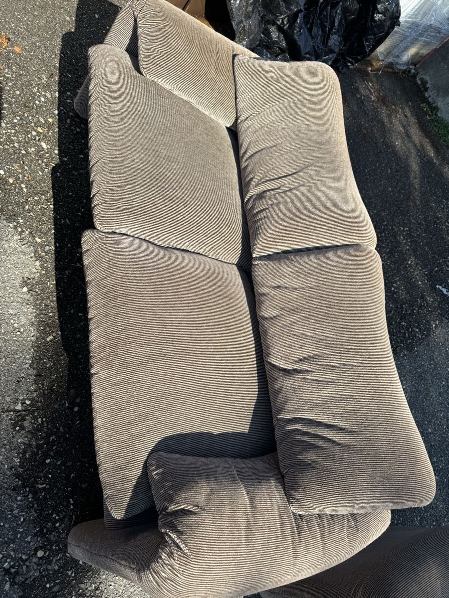 Sofas: 2 Maralunga Sofas ab 1.-  – Gebraucht aus Grenchen von Design-Outlet 3