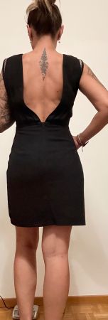 Bellissimo abito nero Molly Bracken con schiena aperta ✨