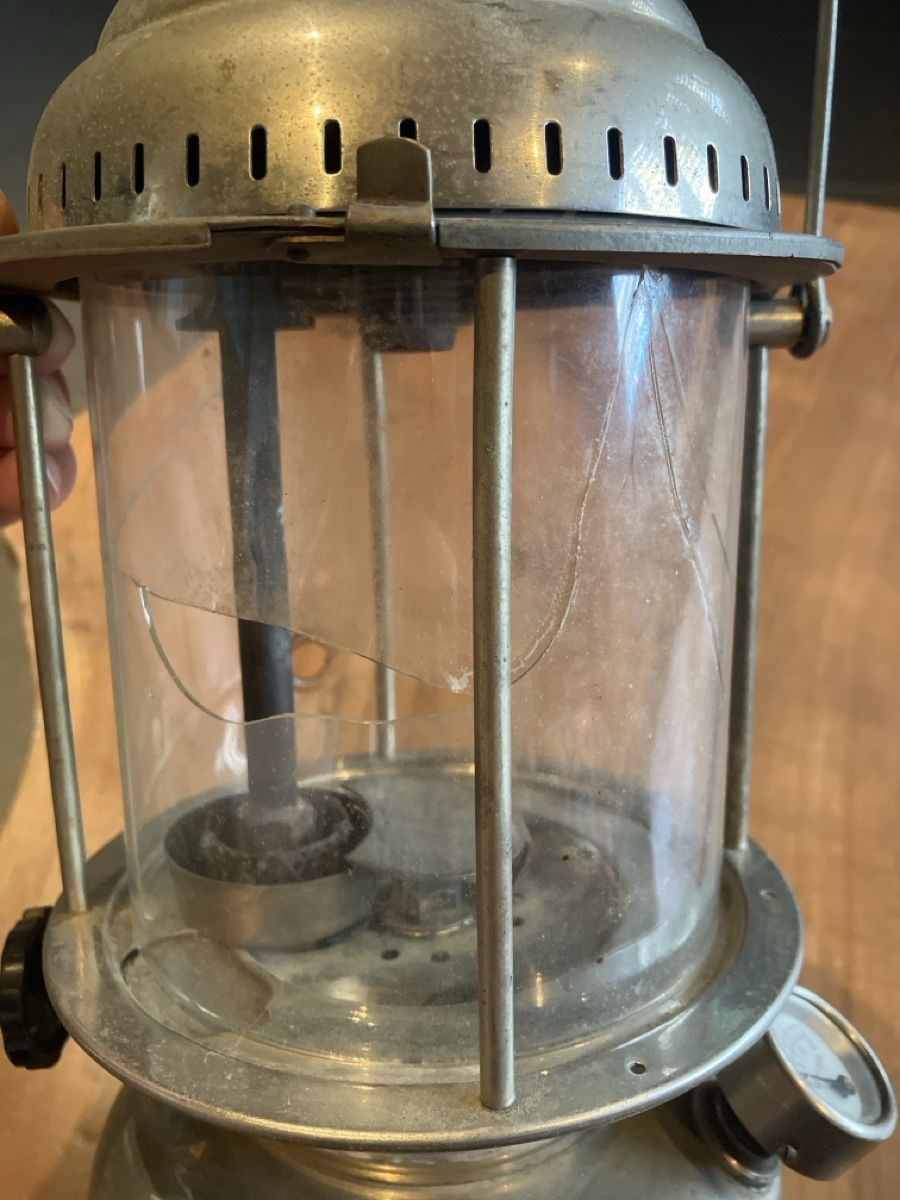 Lampade: Benzinvergaser-Laterne – Difettoso da Spiez venduto da Miryam07 1