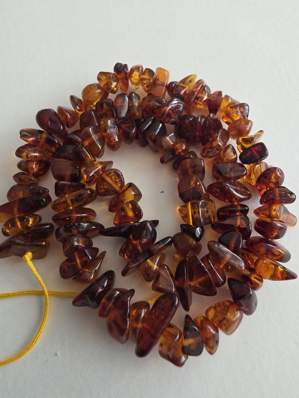 Minerali & Pietre curative: Bernstein Amber unregelmässig ca.6-9mm. Strang – Nuovo e nell'imballaggio originale da Menziken venduto da Mirager 1