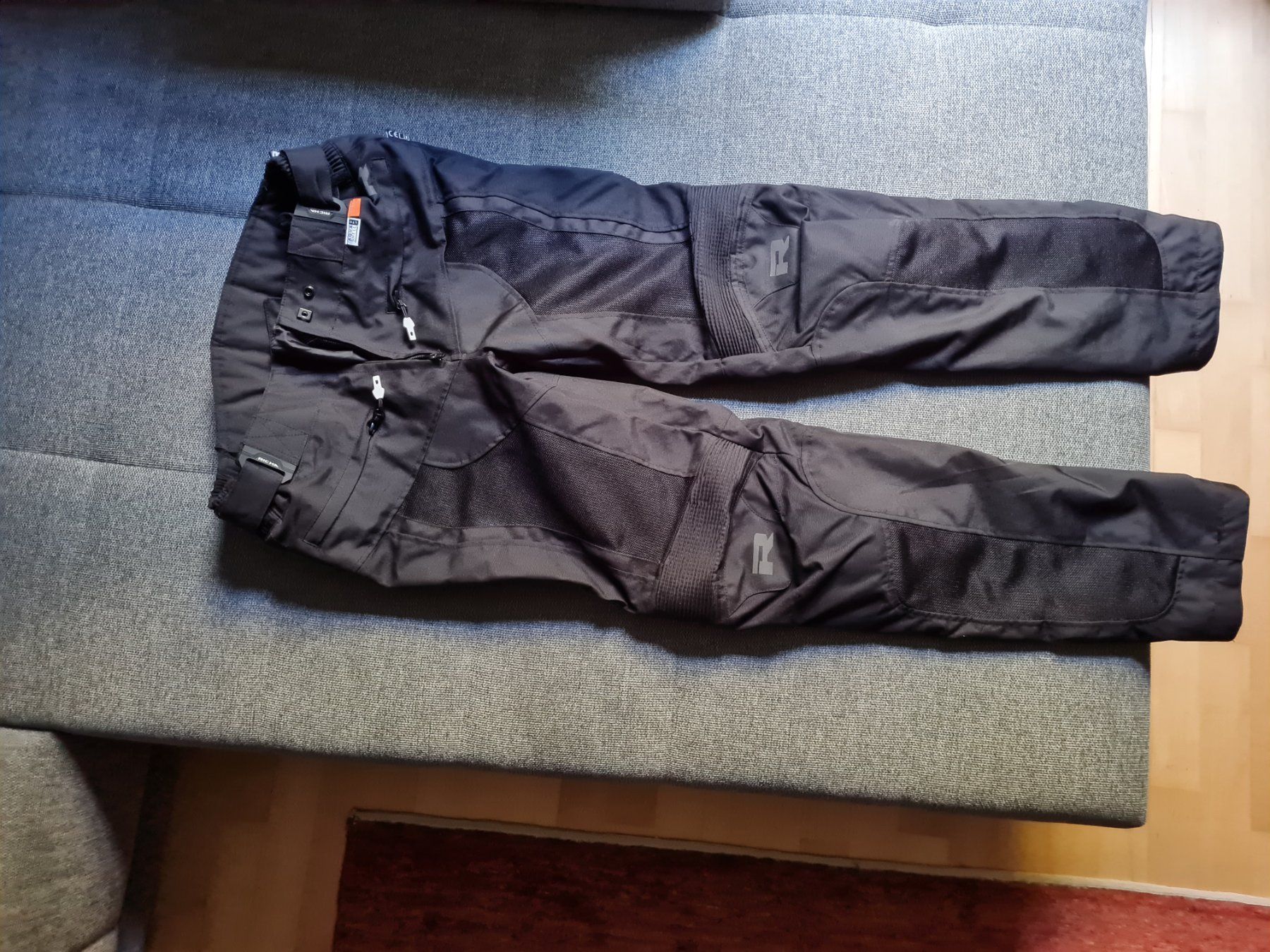 Completi & Tailleur: Motorrad - Kombi, neuwertig – Usato da Bern venduto da Ena99 3