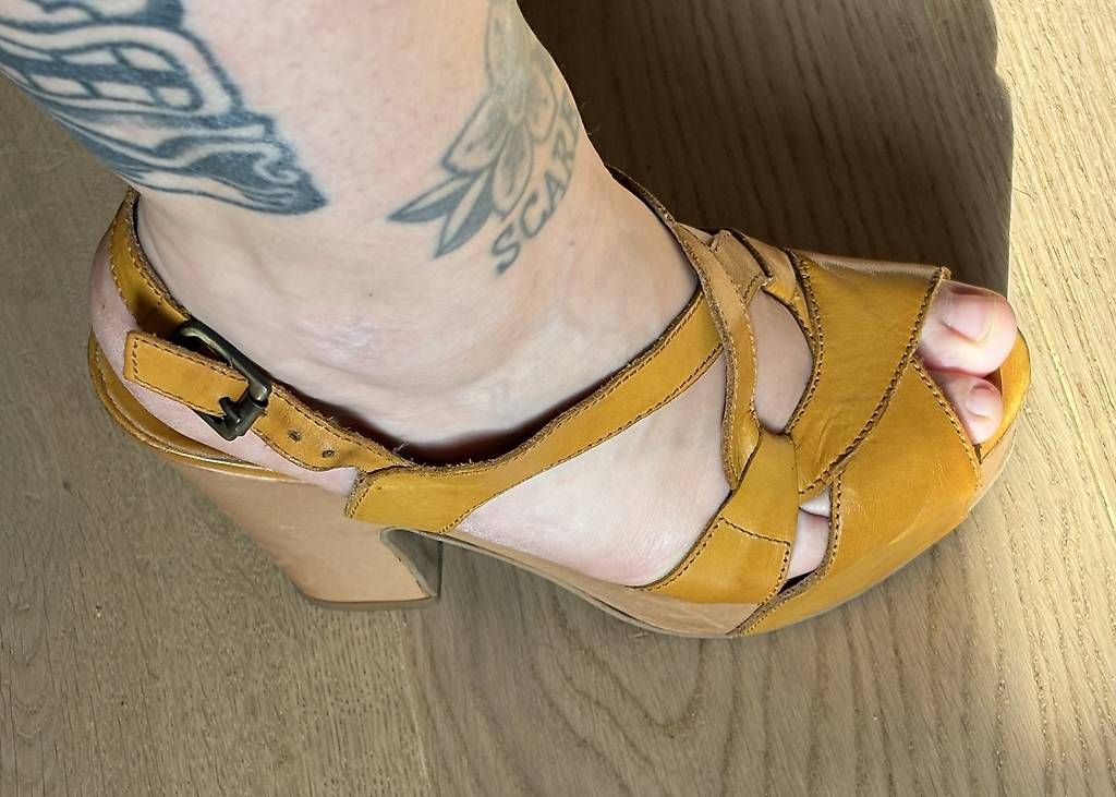 Scarpe da donna: Chaussures à talon taille 36 – Usato da Bavois venduto da Nanao12 3