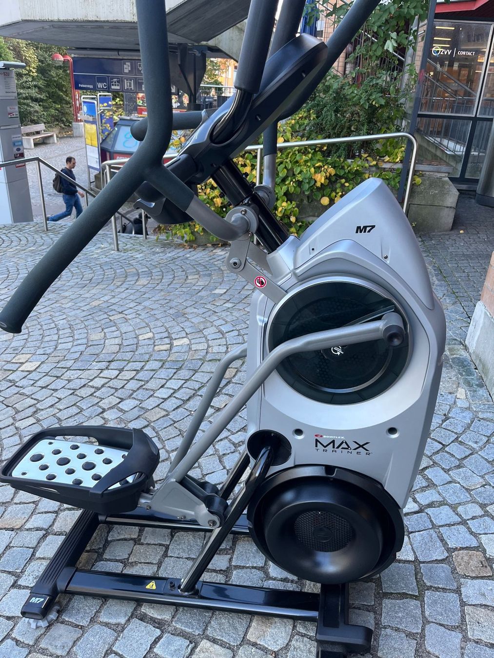 Bowflex Vélos d'appartement: Bowflex M7 MAX Stepper/Crosstrainer – Neuf (Voir description) à Adliswil par Shoebox1950 3