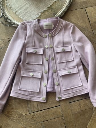 Madison Jacke, fliederfarben, Grösse M, Frühling Top!