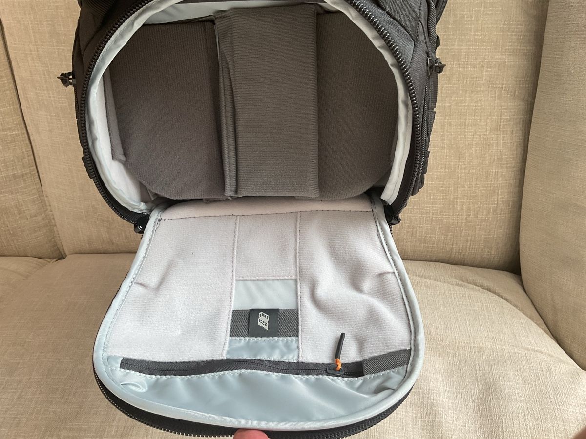 Lowepro Rucksäcke: Lowepro ProTactic BP 450 AW II camera backpack black – Gebraucht aus Minusio von amonte 5