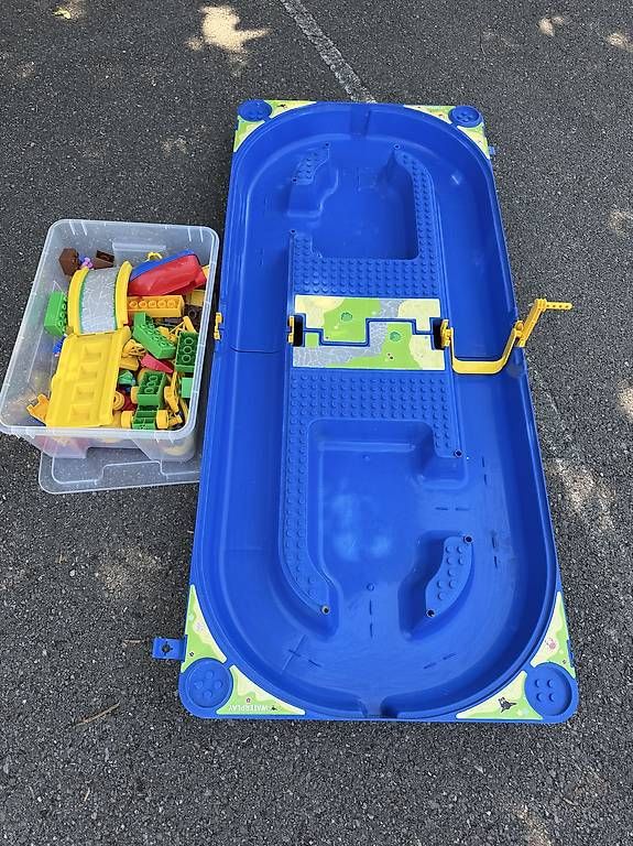 Giocattoli: Wasserbahn inkl. Figuren  – Usato da Thun venduto da loria100 1
