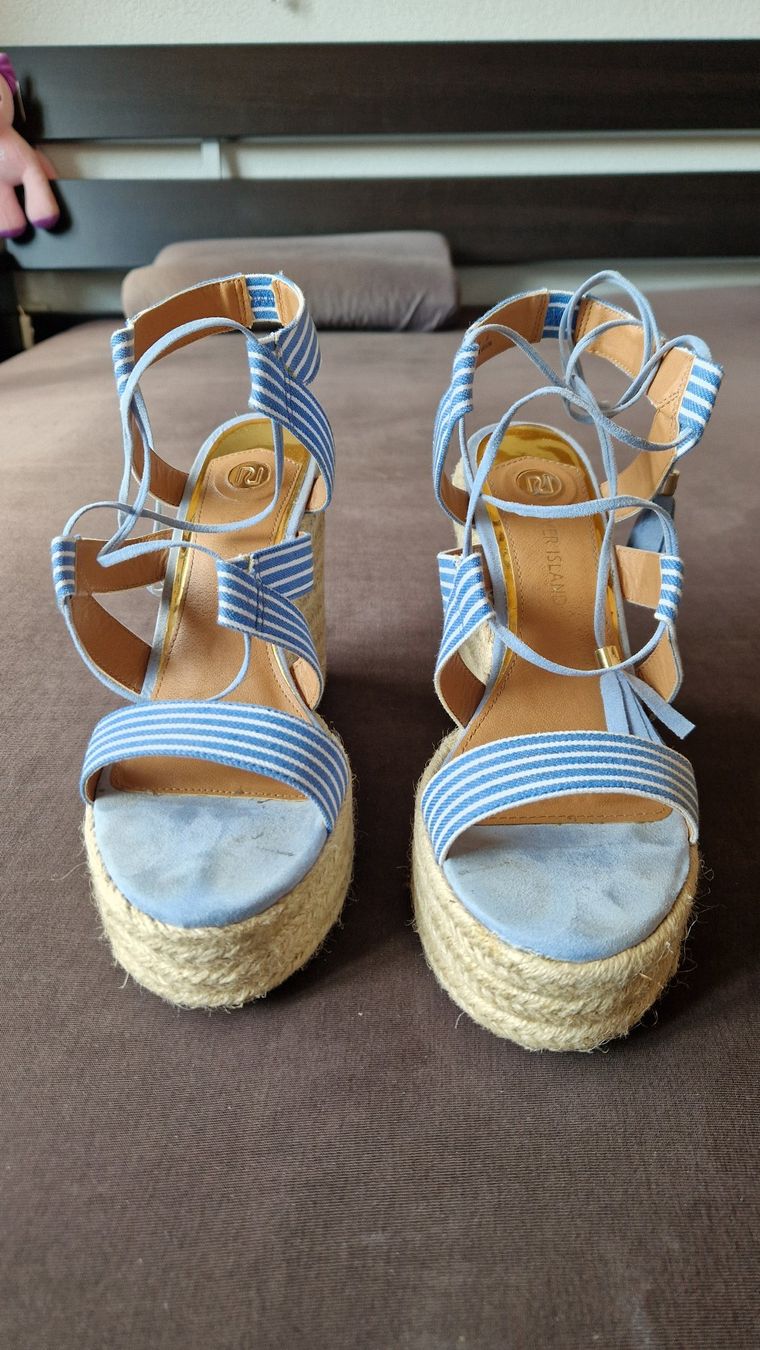 Scarpe da donna: Strand Schuhe von River Island, Gr. 41 – Usato da Laax GR venduto da Schoelli2 1