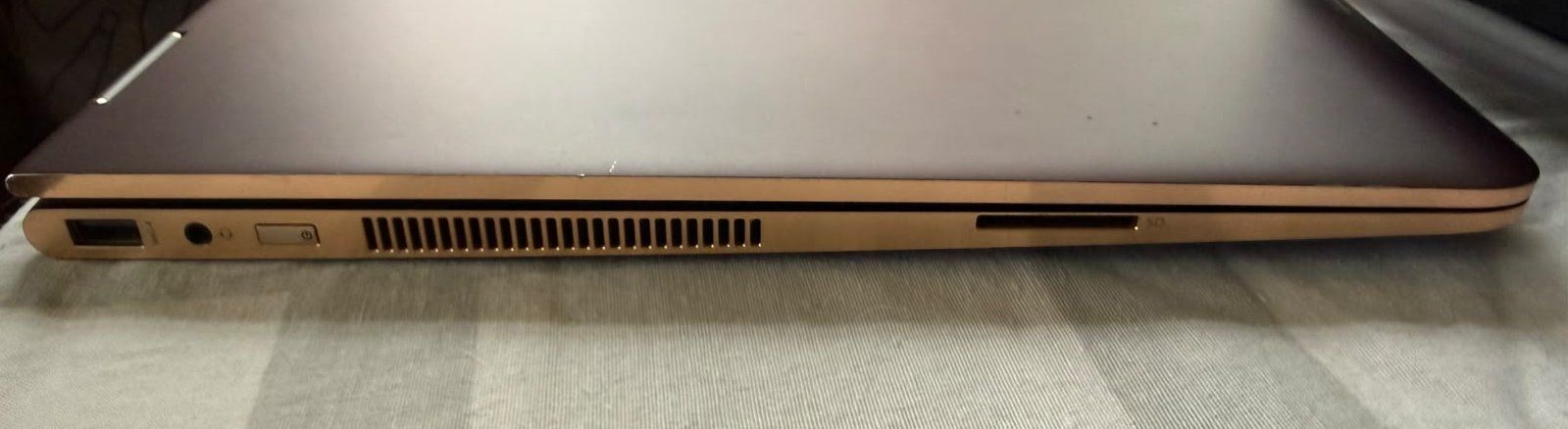 Hewlett Packard Notebook: HP Spectre x360 (15-bl090nz) mit Linux Mint und Touchscreen – Usato da Schwarzsee venduto da inish 5