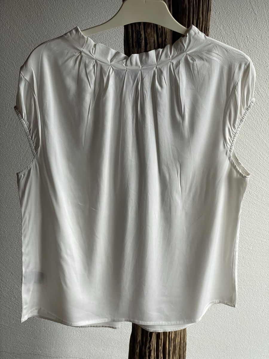 Camicette: Michaela Feyrsinger Schöne Seidenbluse in creme Gr.40 – Usato da St. Moritz venduto da hdj_dd7v 2