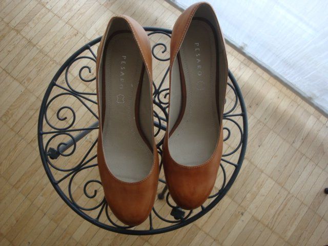 Damenschuhe: hellbrauner Pumps – Gebraucht aus Thun von Ereli47 1