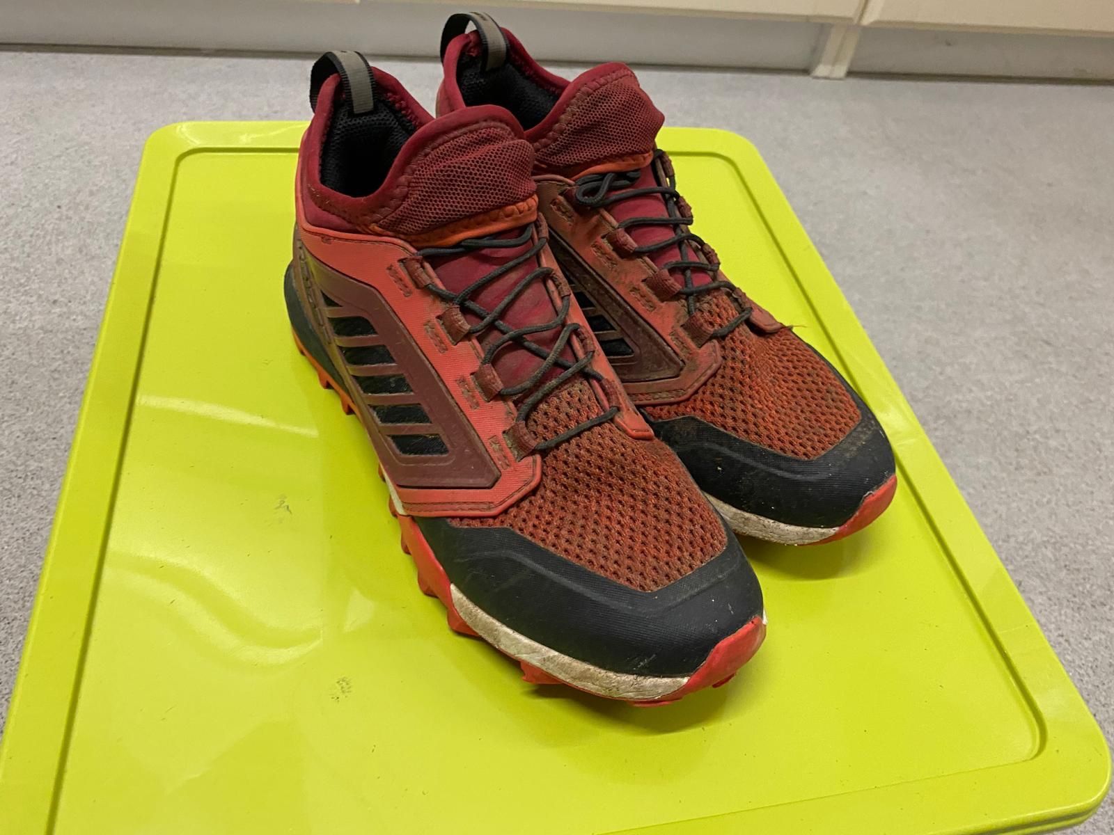 Herrenschuhe: Rockrider (Kinder)Bikeschuhe, Grösse 37 – Gebraucht aus Gipf-Oberfrick von Retost1