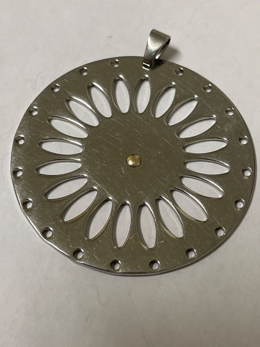 Ciondoli: Pendentif en acier avec or 750 – Usato da Montreux venduto da Pipo7878