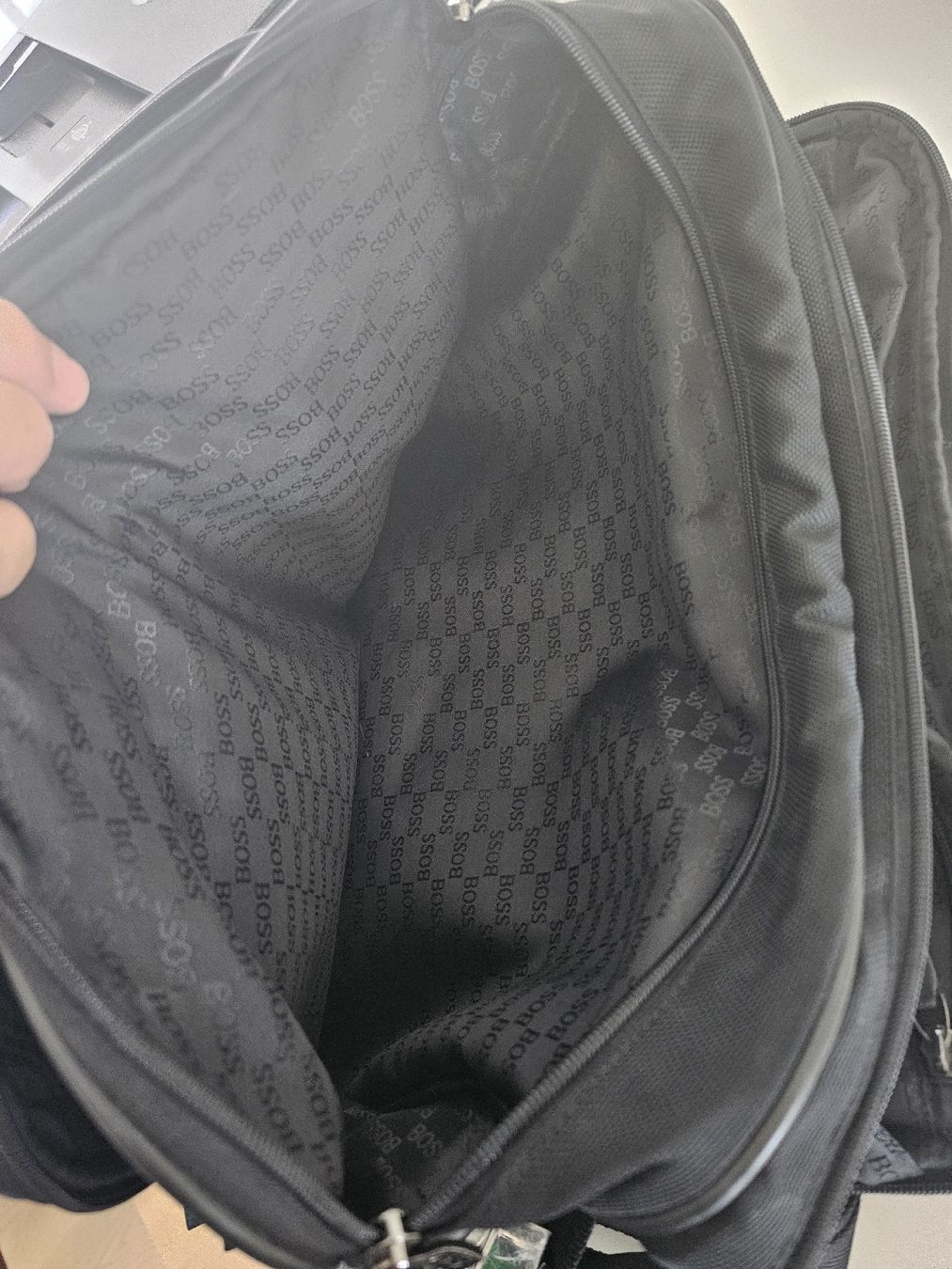 Sacs: BOSS Bag Black Nylon Good Condition – D'occasion à Immensee par Gitter 3