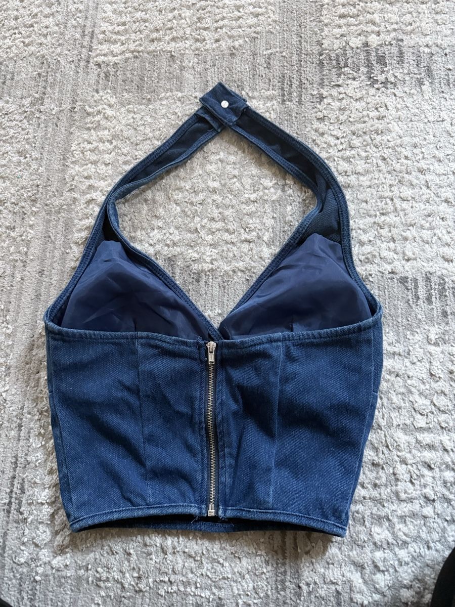 Top: Jeans Top – Usato da St. Gallen venduto da mel_5g96 1