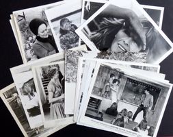 LOT 26 B&W PHOTO HOLLYWOOD MOVIE PRESS VINTAGE 1950-'90