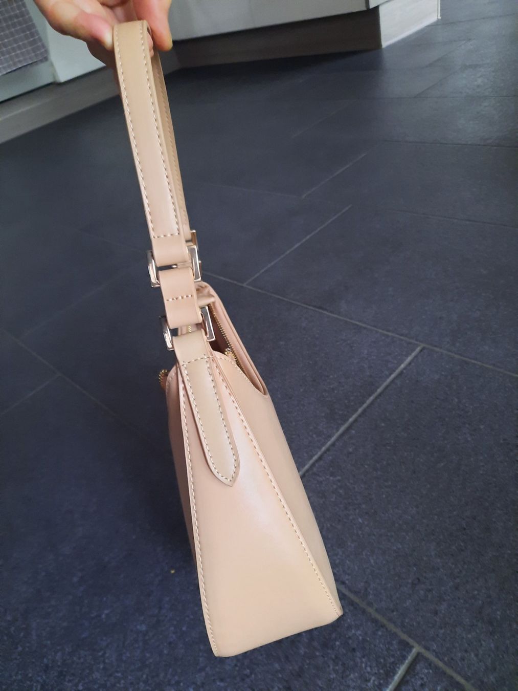Borse da donna: Damen Tasche klein ungetragen – Nuovo (secondo la descrizione) da Buchs SG venduto da miska01 1