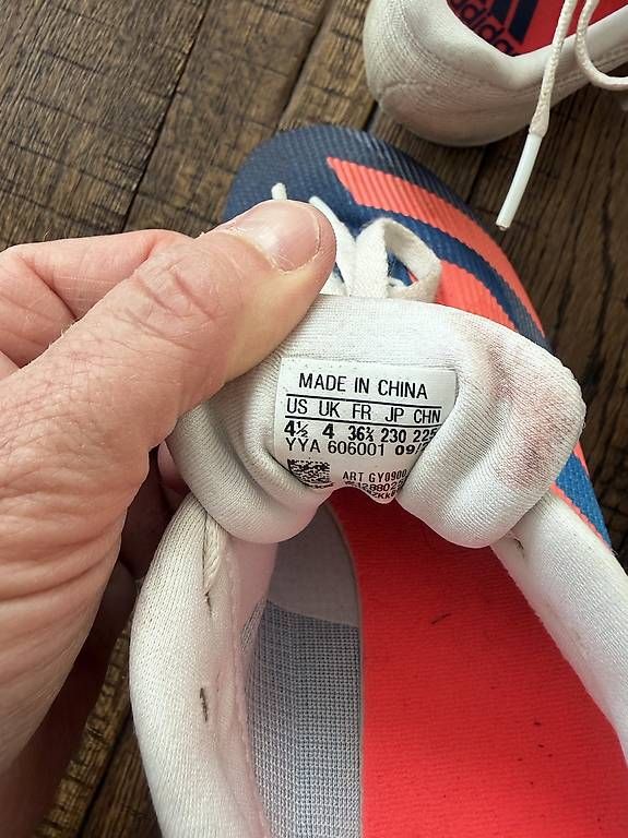 Herrenschuhe: Nagelschuhe Adidas 36 2/3 – Gebraucht aus Spiez von RIGELER01 3