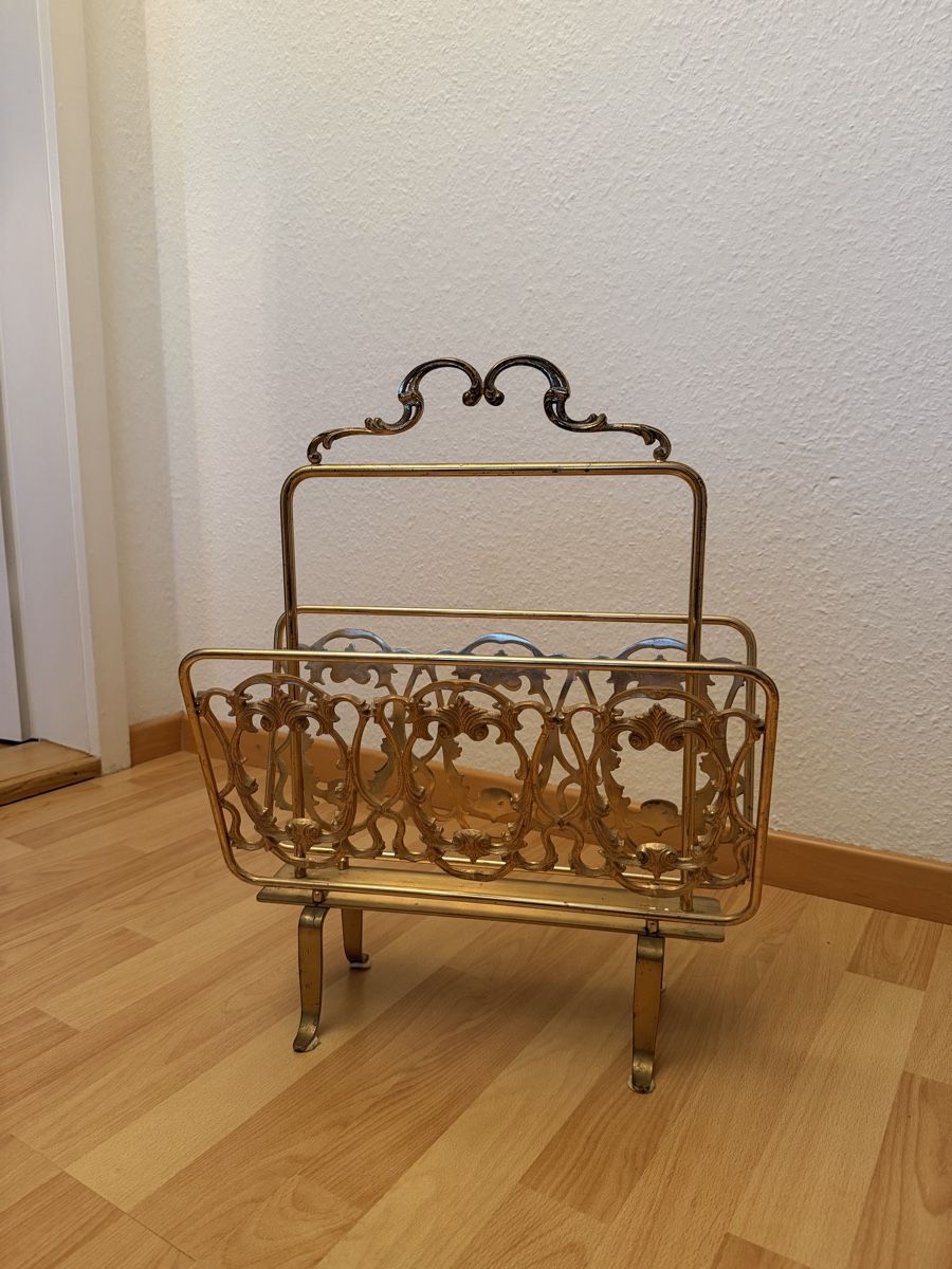 Sonstiges für Haushalt & Wohnen: Antiker Zeitungsständer gold – Gebraucht aus Zürich von jennifer.boss