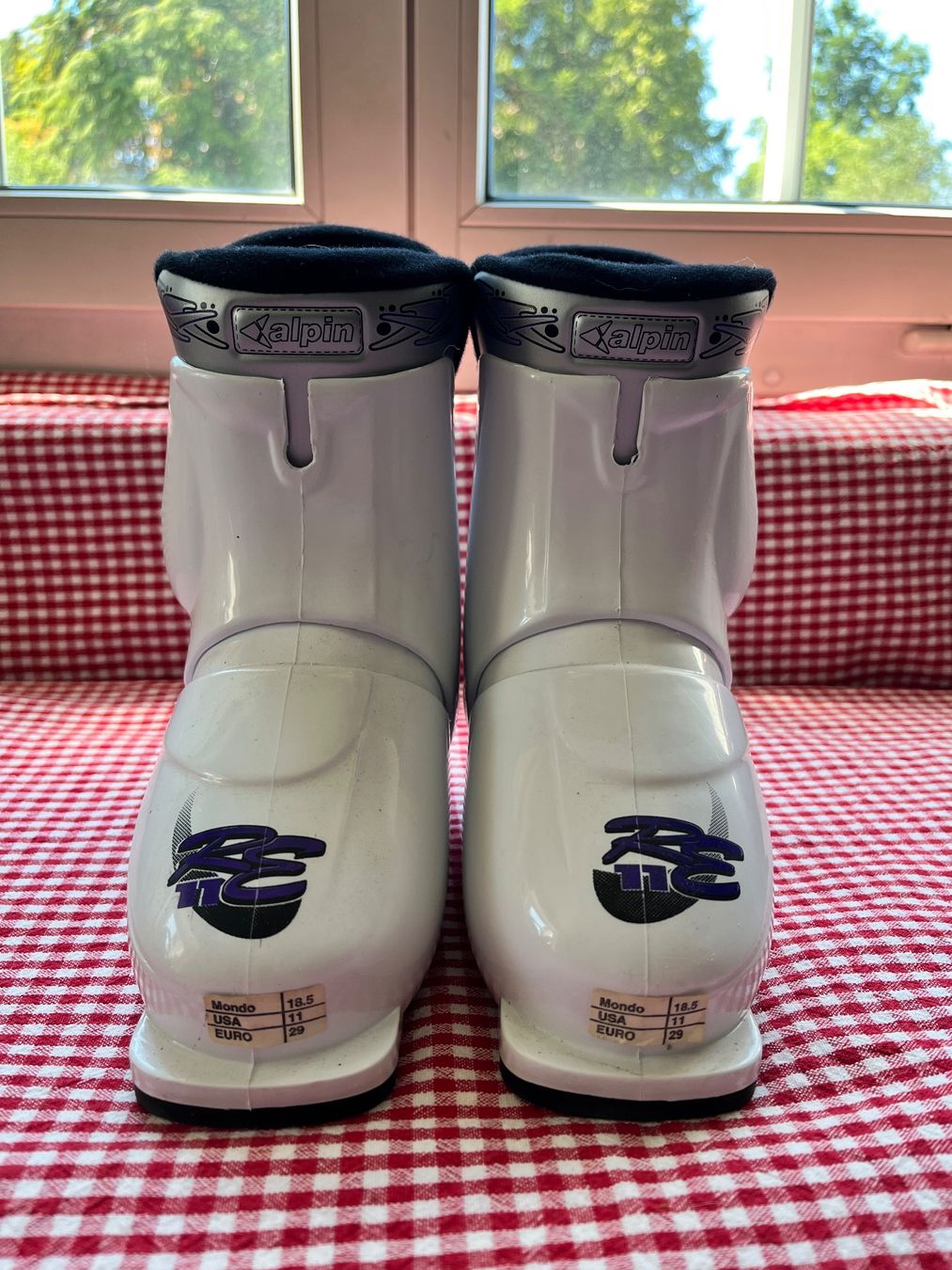 Scarpe per ragazzi: Kinderskischuhe – Usato da Wetzikon venduto da RonherR01 1