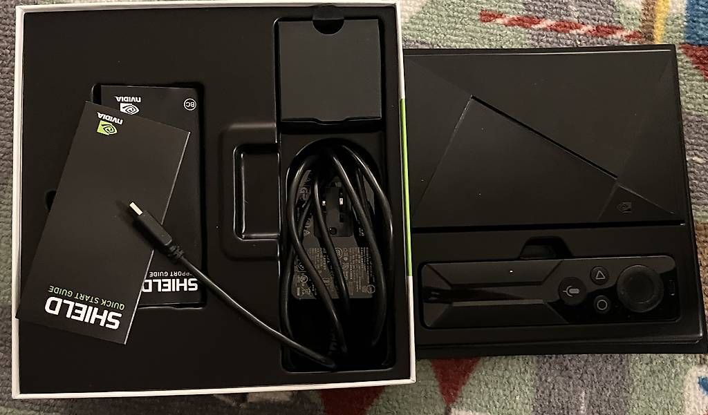 Systèmes audio & multimédias: NVIDIA Shield 4K Android TV – D'occasion à Zürich par Danimila 4