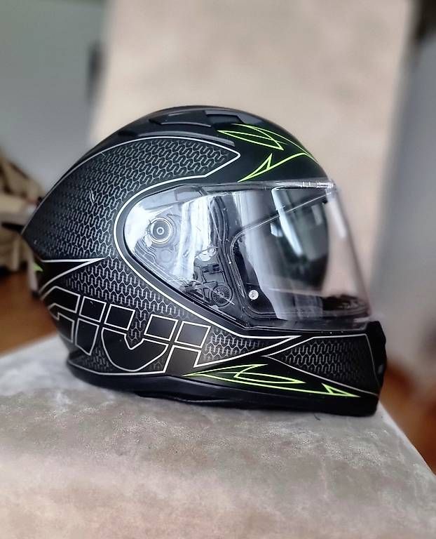 Caschi & visiere: GIVI Integralhelm Stoccarda Splinter Gr. M – Usato da Wetzikon ZH venduto da ste_2wnr 3