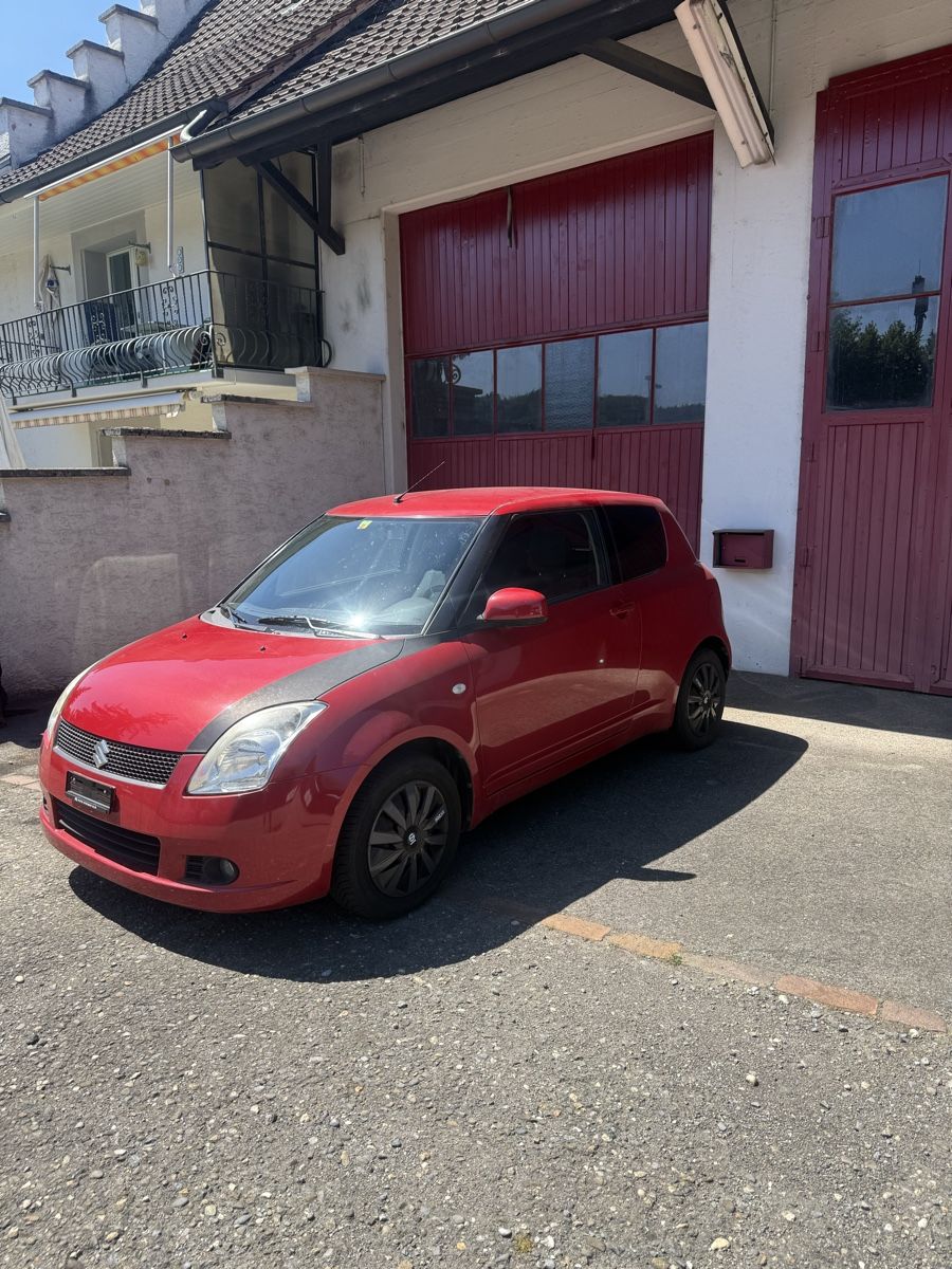Suzuki Autos: Suzki Swift 1.3 GL Top – Gebraucht aus suhr von qwertzu04 2