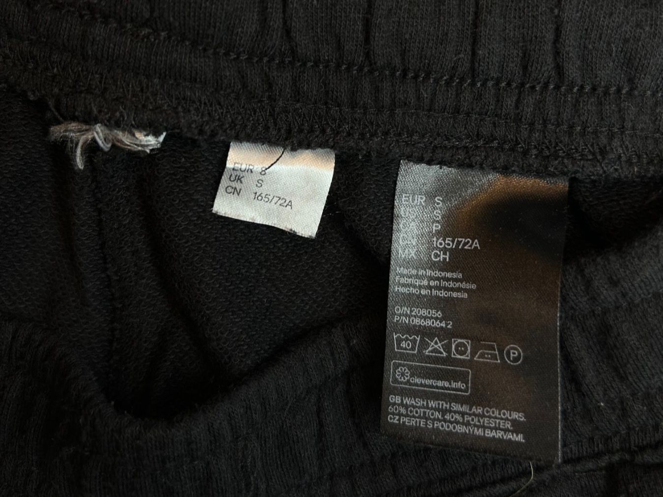 H&M Pantaloni: H&M Shorts – Usato da St. Gallen venduto da look-twice 3