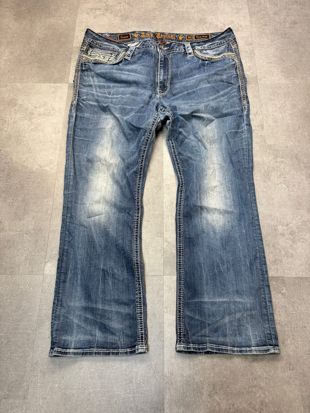 Jeans: Rock Revival Bootcut Flared Jeans - Grösse XL/36 – Nuovo (secondo la descrizione) da Werdenberg venduto da hase.vintage