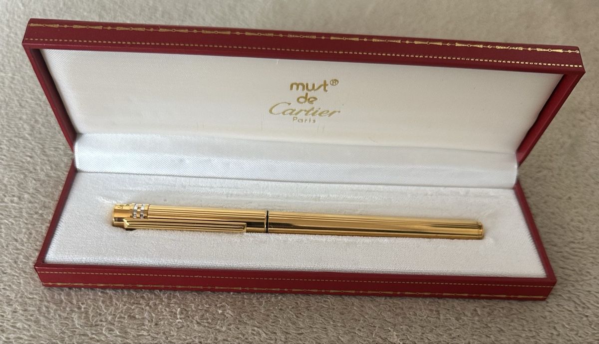Cartier Penna & Evidenziatori: Stylo Cartier – Nuovo e nell'imballaggio originale da Mont-sur-Rolle venduto da AntiqueFox