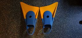 Schwimmflossen Marke Finis Grösse M gelb/blau