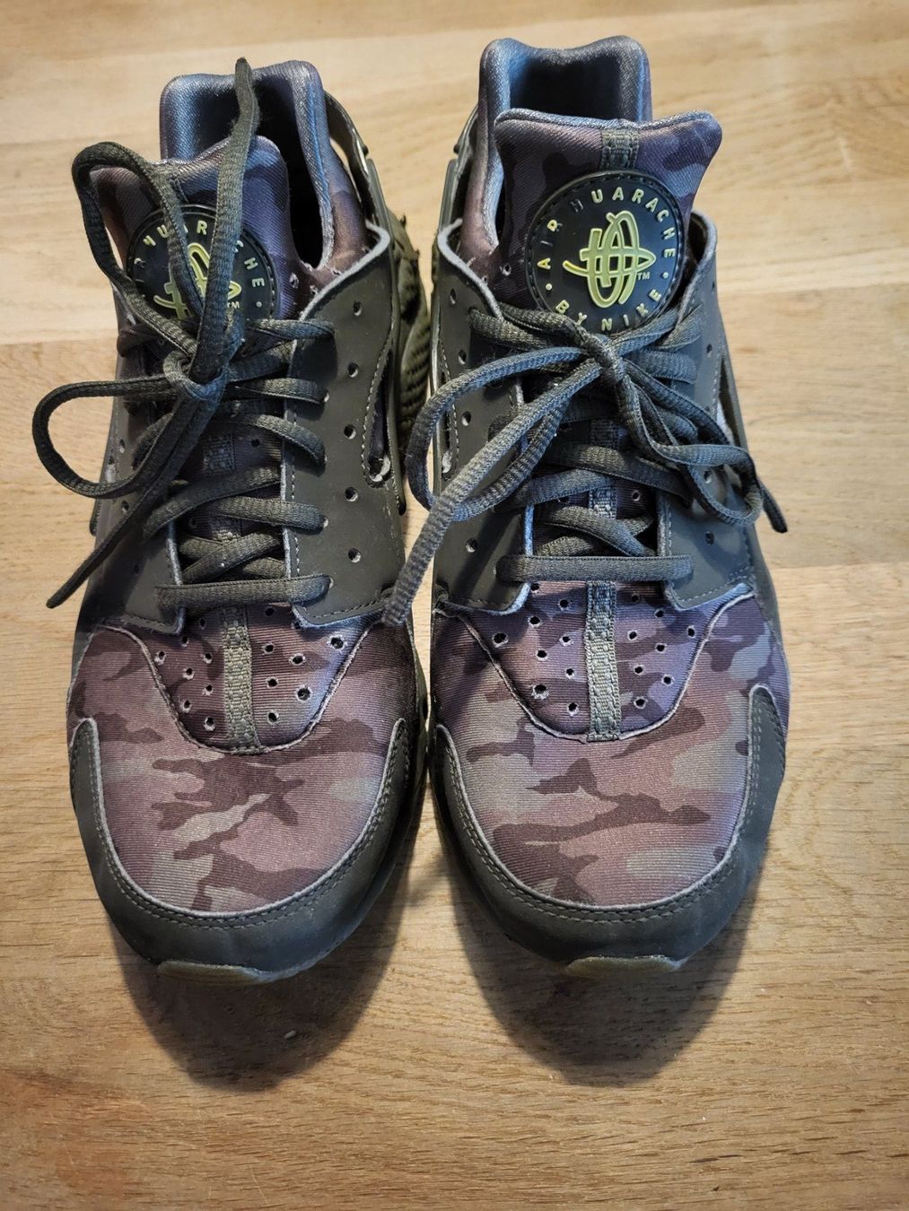 Nike Scarpe da uomo: Nike Air Huarache Run Grösse 42.5 – Usato da Urtenen-Schönbühl venduto da Chaeppeler 2