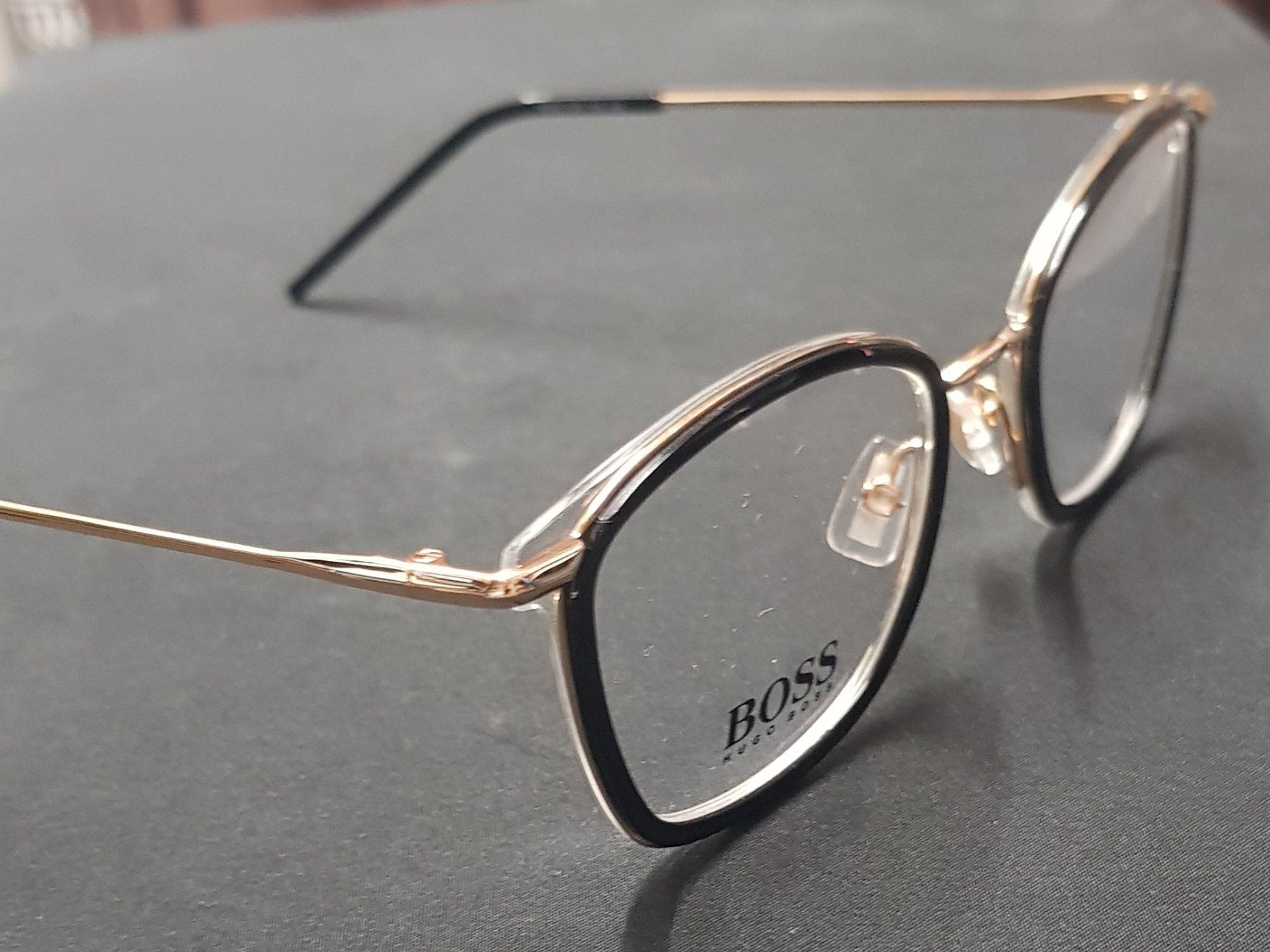 Hugo Boss Brillen & Gläser: Brillengestell von Hugo Boss – Neu (gemäss Beschreibung) aus Dachsen von Topparts1 2