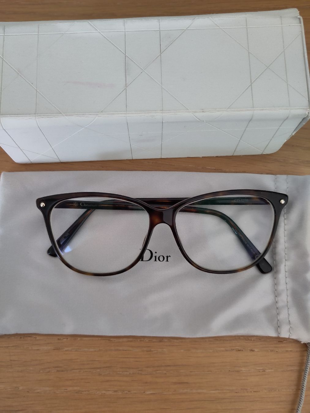 Dior Occhiali & Lenti: Lunettes de vue Dior – Usato da Vevey venduto da chiara_a