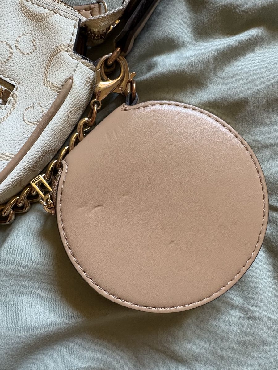 Guess Borse da donna: Guess Crossbody Handtasche – Usato da Grindelwald venduto da Kikaa99 2