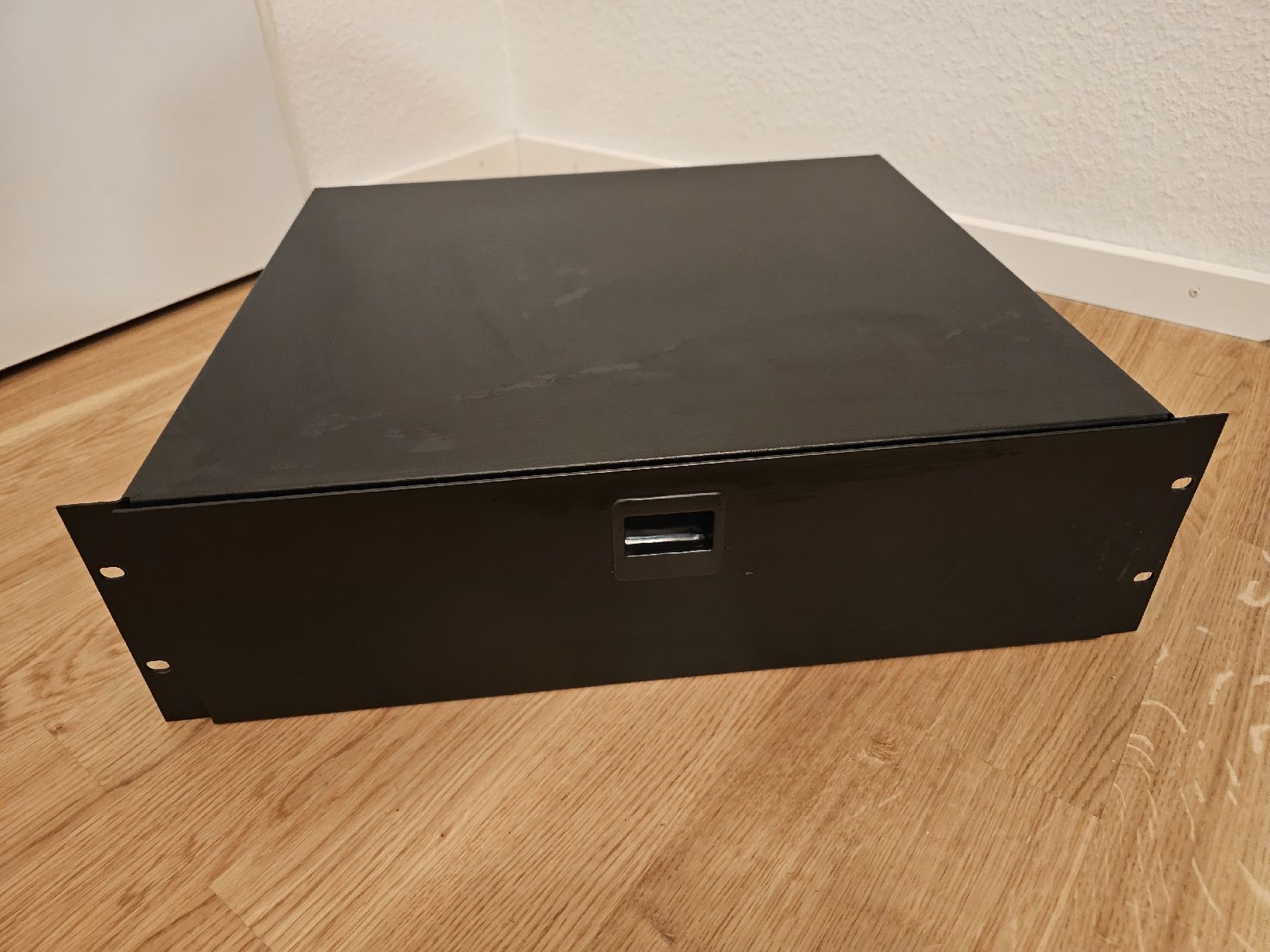 Fixations: Schublade schwarz Metall Rack Samson 19" – D'occasion à Baden par rob_grh6 3