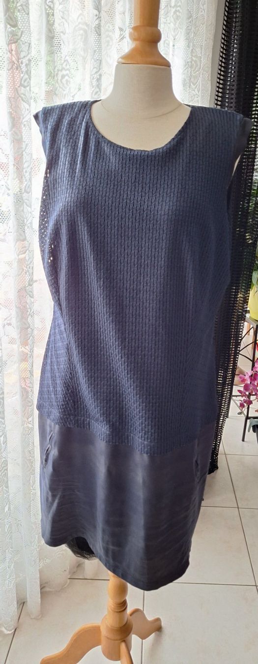 Completi & Tailleur: Ensemble Eva Kayan 46 – Usato da St-Triphon venduto da Jldr0 2