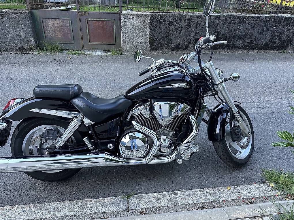 Honda Chopper: HONDA VTX 1800 C 2006 – Usato da Lodrino venduto da davidlopez 4